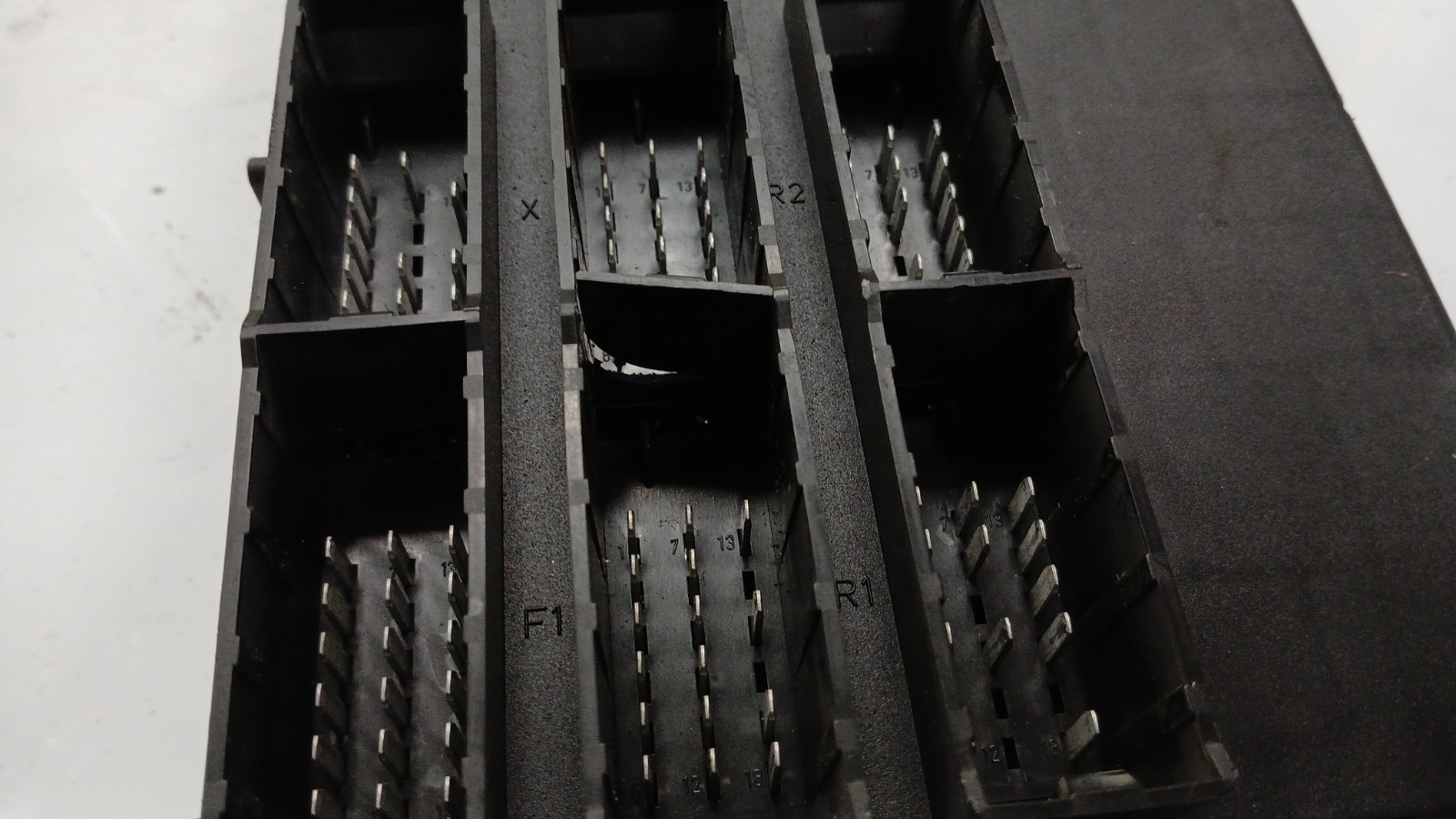 MAN 81258067113 ZBR2 Central On Board Computer * DAMAGED CASING * USED PARTS UK - Image 2