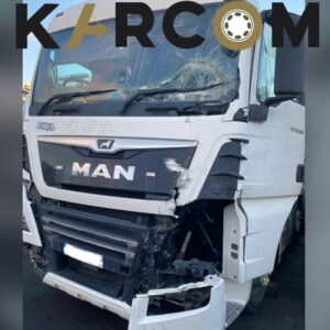 BREAKING* MAN TGX EURO 6 PARTS AVALIABLE PRICE IS FOR WHEEL NUT ONLY UK