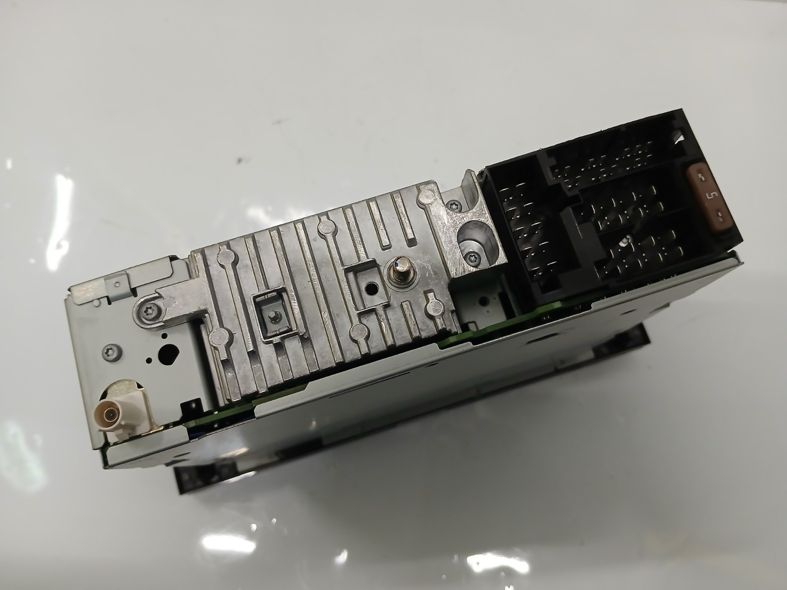 MERCEDES A0004467562 7620000235 Radio CD Player * USED HGV TRUCK PARTS UK - Image 2